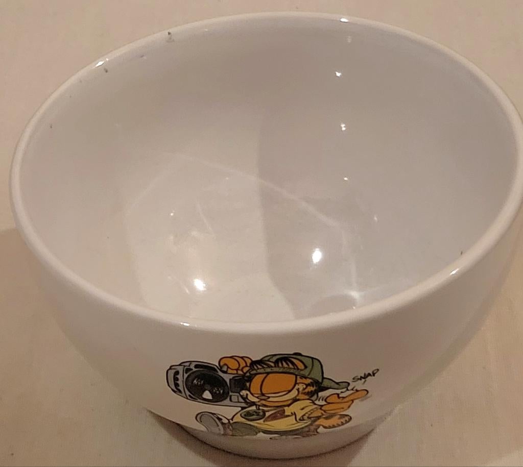 Garfield soepmok hiphop stijl 2003
Dit is een Ga, Verzamelen, Glas en Drinkglazen, Ophalen of Verzenden