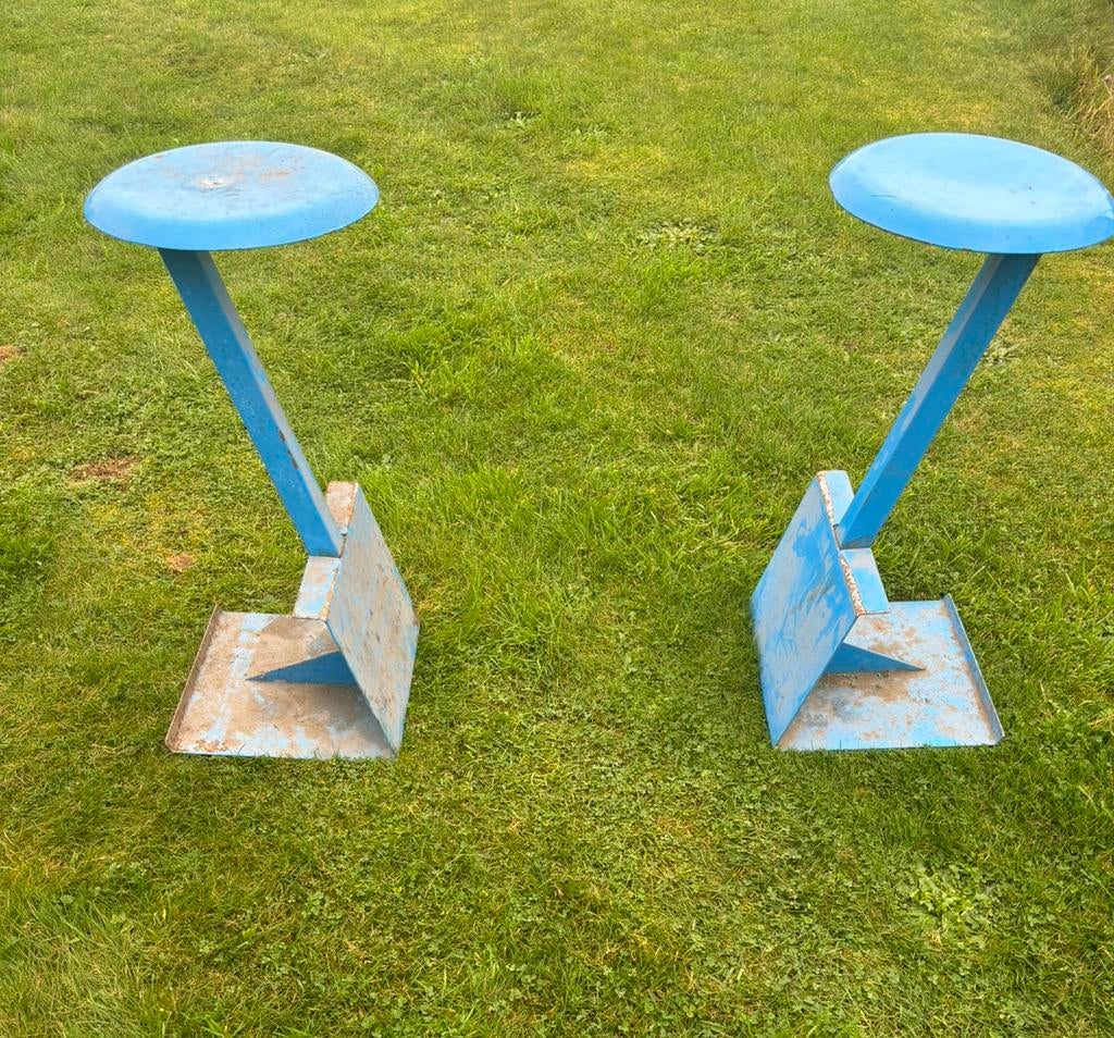 2 Tabourets bar ou mange debout en metal, Enlèvement, Utilisé