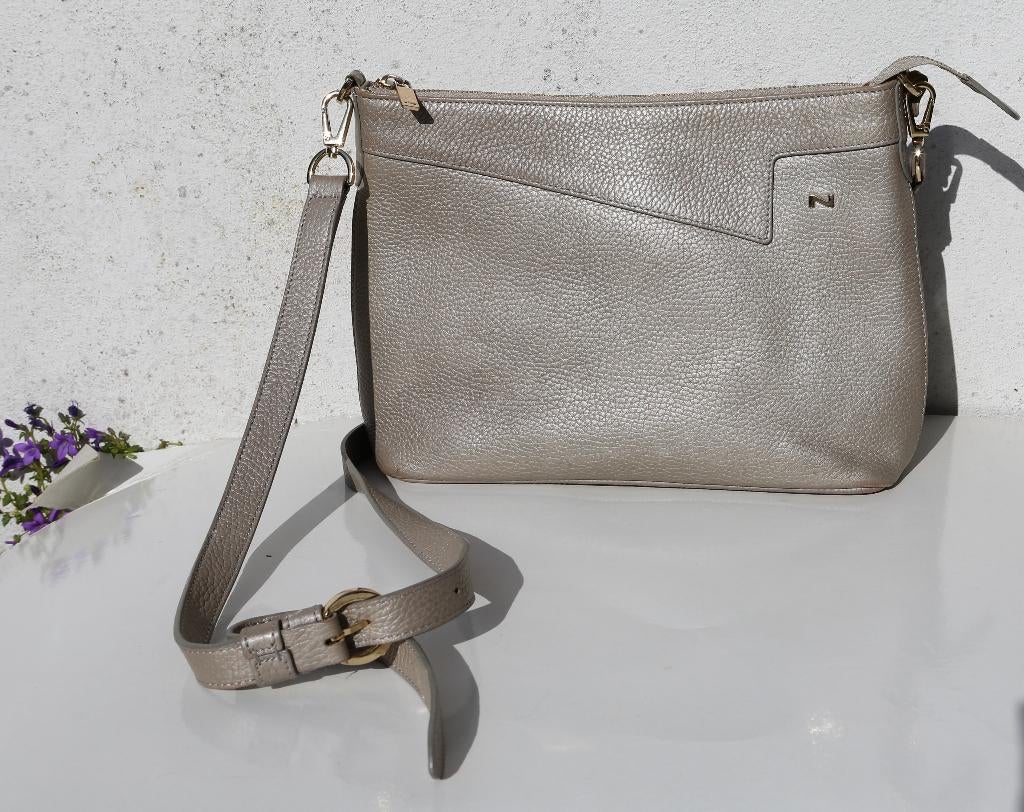 Sac à bandoulière Nathan Baume beige métallique, Enlèvement ou Envoi, Utilisé, Beige, Sac à bandoulière