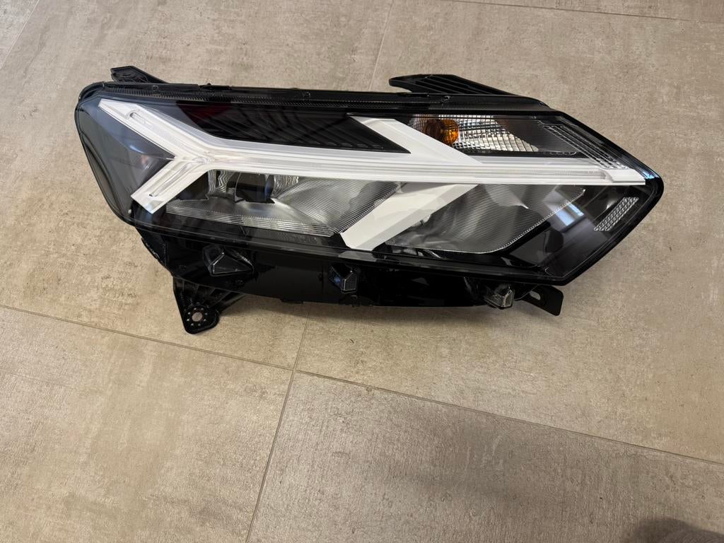 Led koplamp RV dacia Sandero ORIGINEEL, Ophalen, Dacia