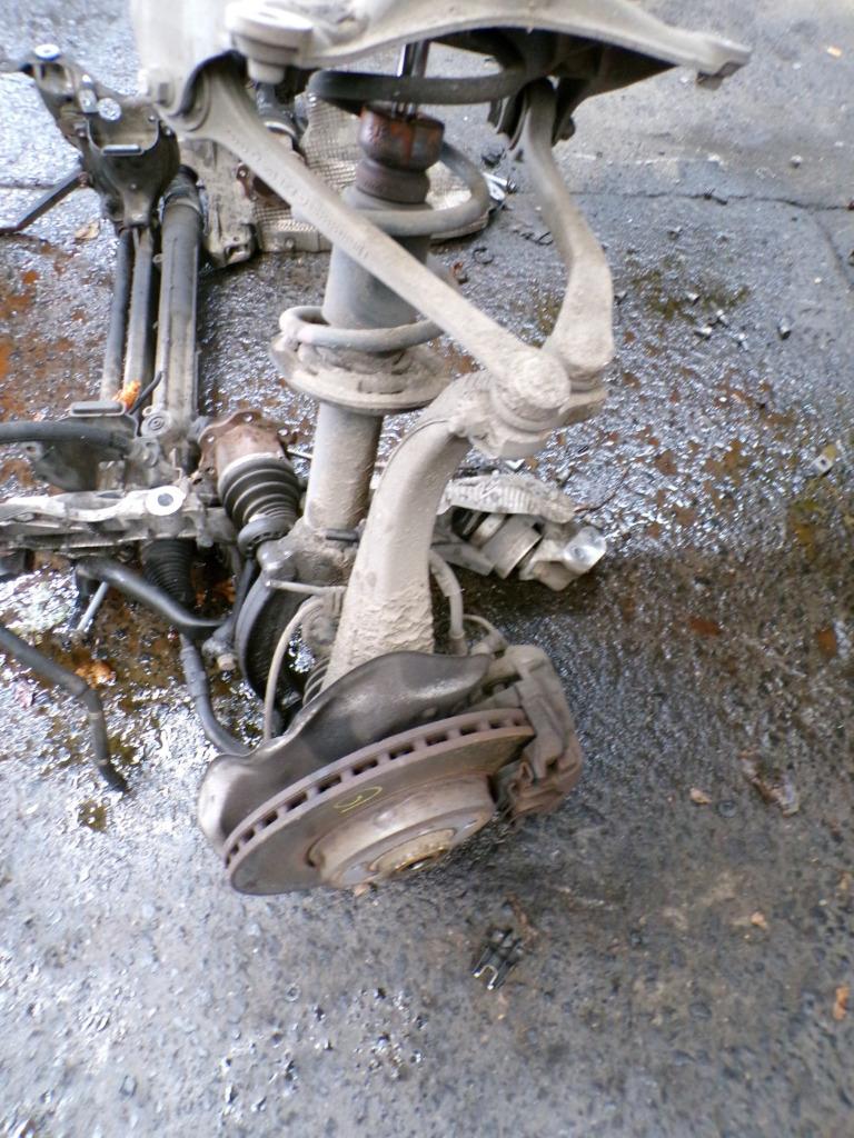 Moyeu avant droit Audi A4 3 2.0TDi 100kw 2008-2011 LP/15092, Autos : Pièces & Accessoires, Suspension & Châssis, Audi, Utilisé