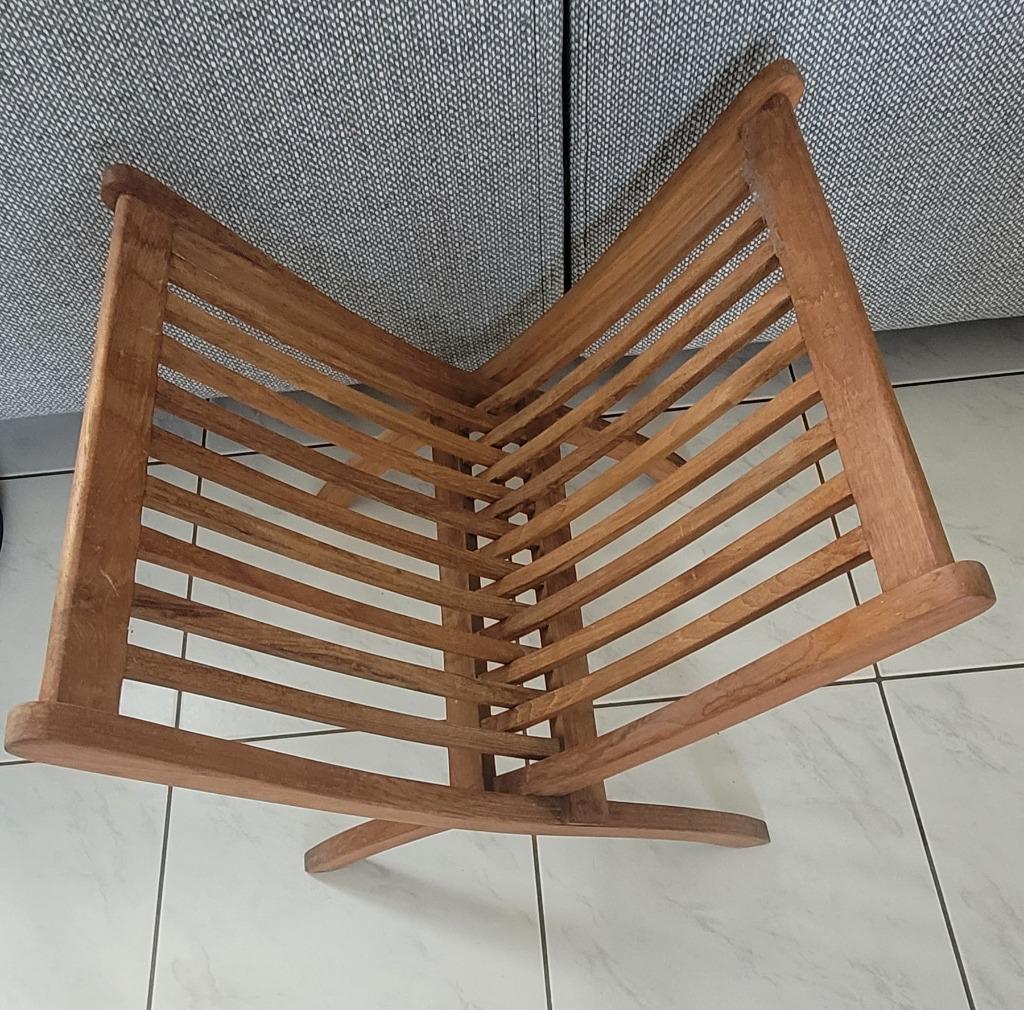 Kranten / boeken houder teak, Huis en Inrichting, Ophalen, Zo goed als nieuw