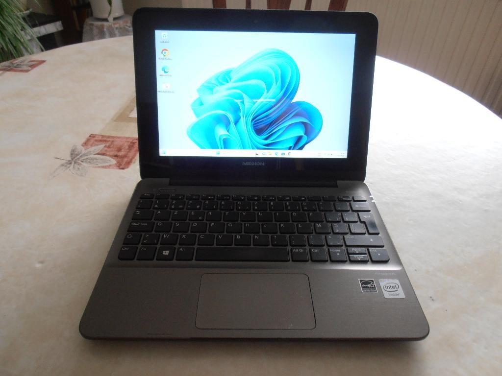 Kleine laptop Medion., Enlèvement, 4 GB, HDD