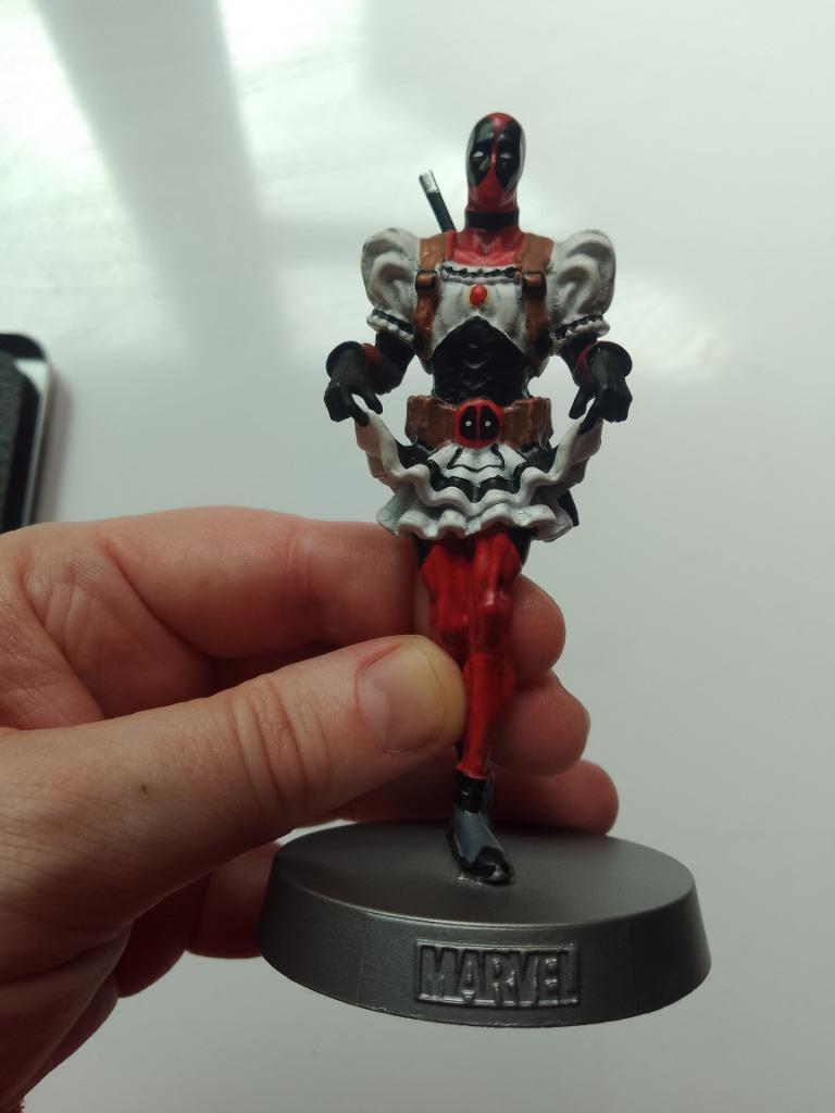 deadpool french maid metal statue in blik nieuw marvel, Collections, Enlèvement ou Envoi, Neuf, Film, Statue, Réplique ou Modèle