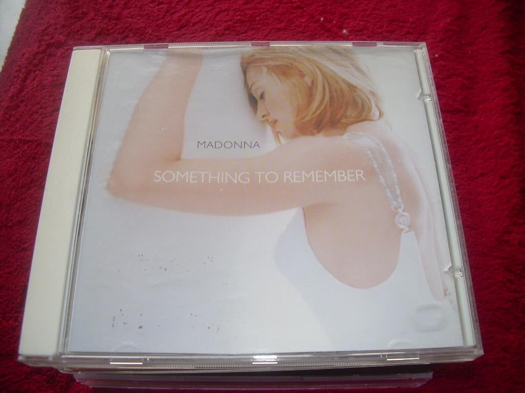 CD - MADONNA - QUELQUE CHOSE À RETENIR, Enlèvement ou Envoi, Comme neuf