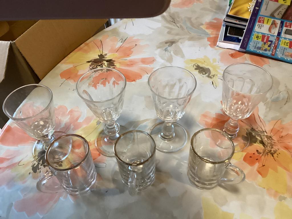 7 druppelglazen, Ophalen of Verzenden, Zo goed als nieuw, Borrel- of Shotglas