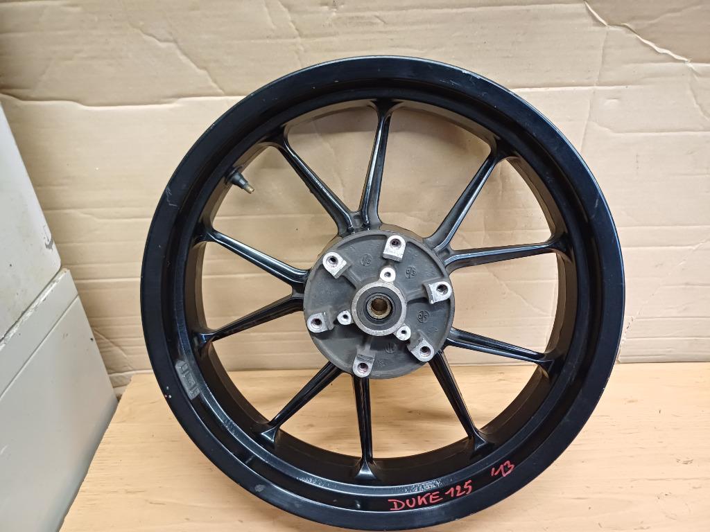 ktm duke 125 van '11-'16 achterwiel velg, Enlèvement ou Envoi, Utilisé