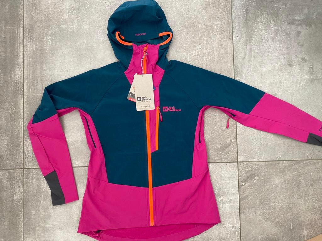Jack Wolfskin - Outdoor jas. Maat S. Nieuw, Ophalen of Verzenden, Nieuw, Kleding