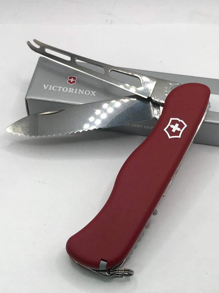 à fromage Victorinox 0.8303. Lame dentelée +Discontinué, Enlèvement ou Envoi, Neuf