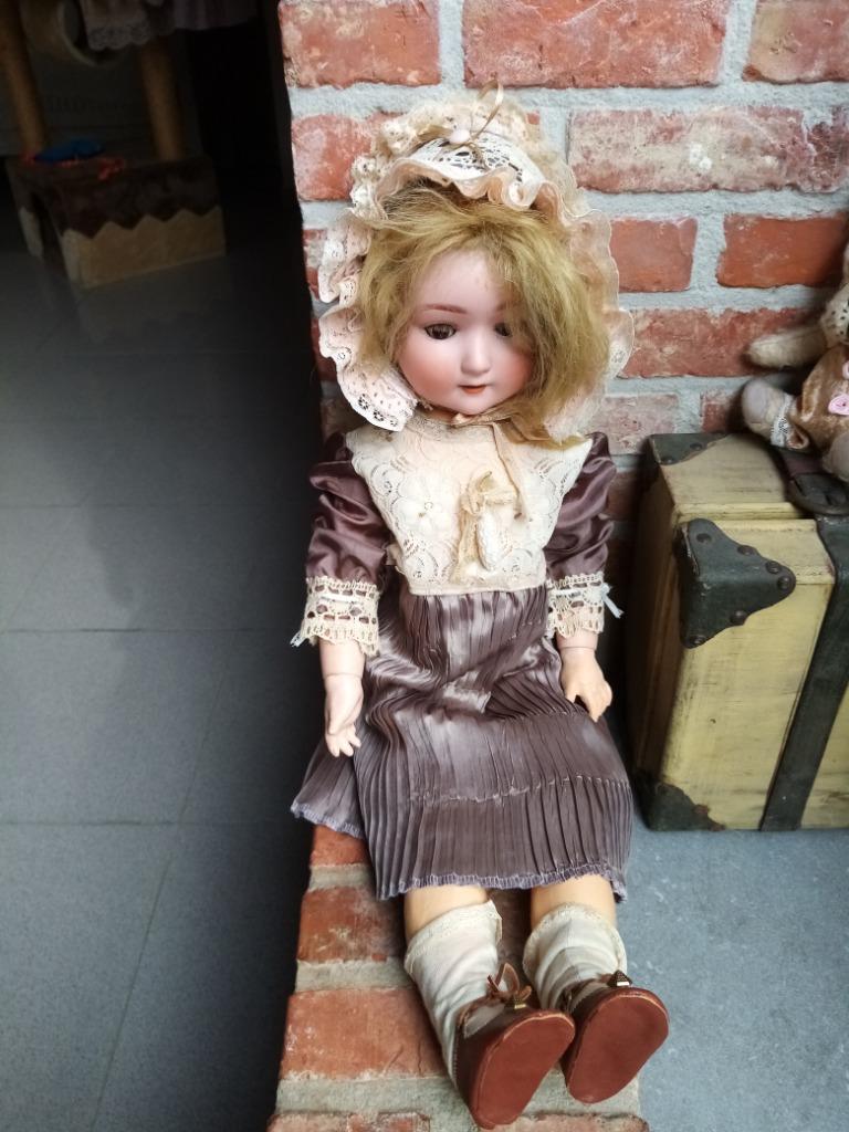 Kleedje en mutsje met kant(handmade), Verzamelen, Ophalen of Verzenden, Nieuw, Pop
