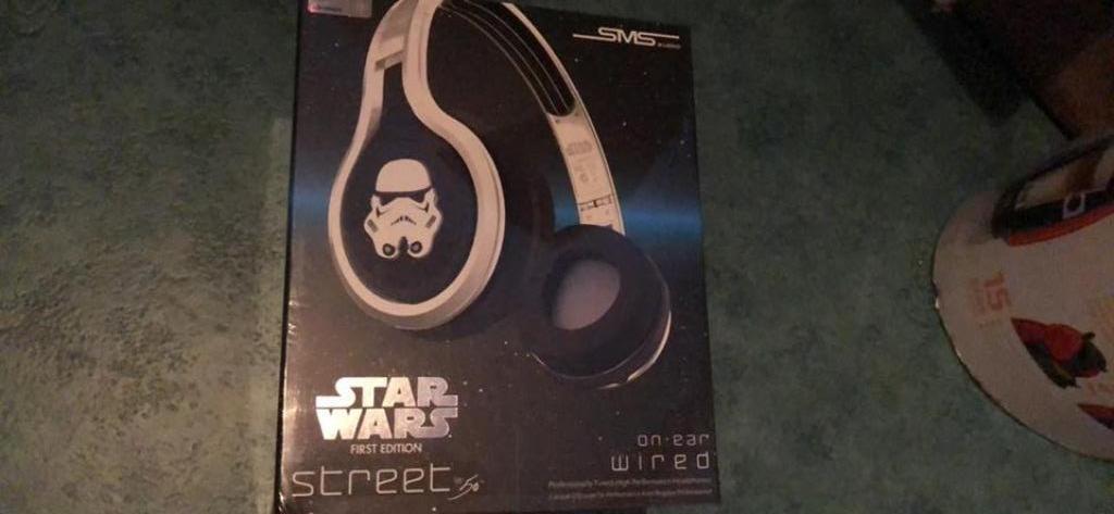 headphones casque star wars street NEUF jamais ouvert  VALEU, Enlèvement ou Envoi, Neuf, Autres types