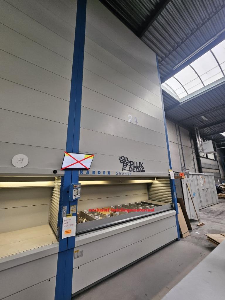 magazijn optimalisatie opslagsysteem KARDEX Shuttle XP500, Enlèvement