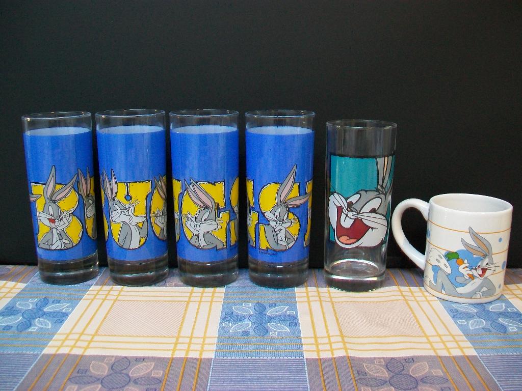 Bugs Bunny - Glas Glazen Tas Mok- Looney Tunes  Warner Bros, Collections, Disney, Comme neuf, Autres types, Autres personnages