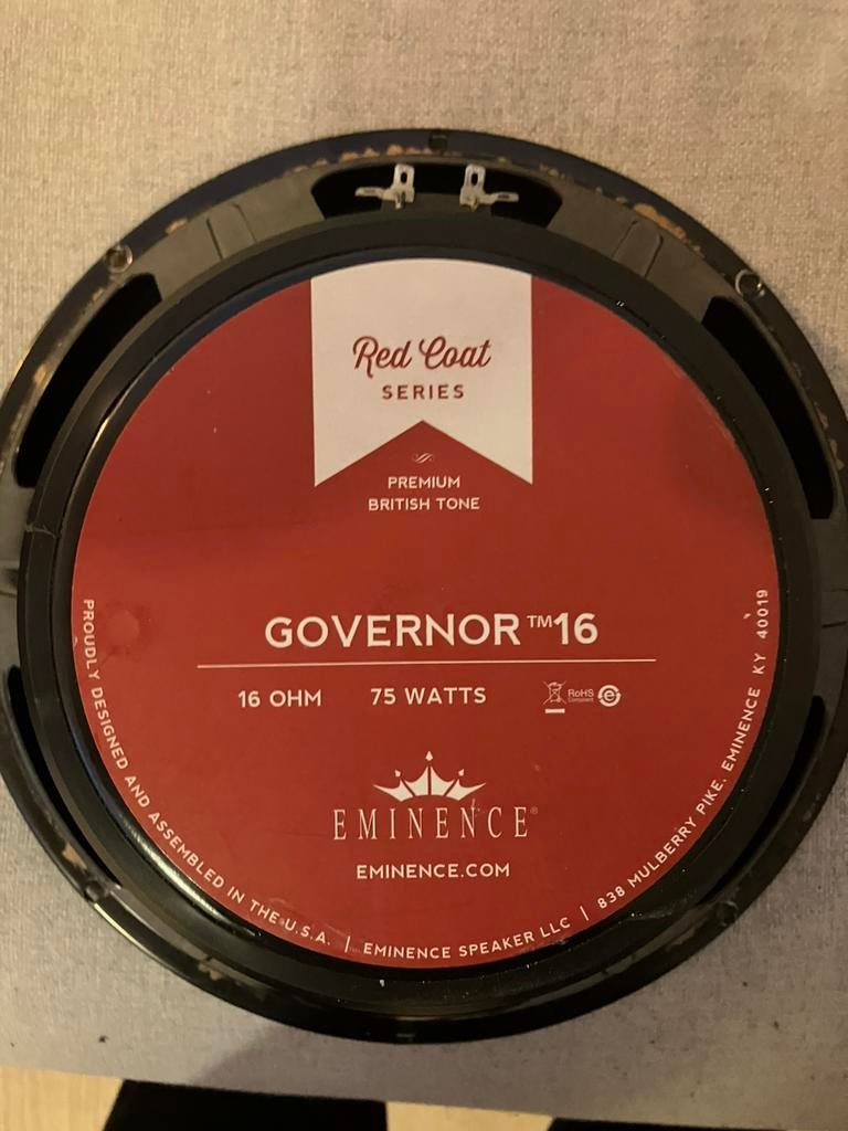Eminence Governor Red Coat 12”, Musique & Instruments, Instruments | Pièces, Enlèvement, Comme neuf