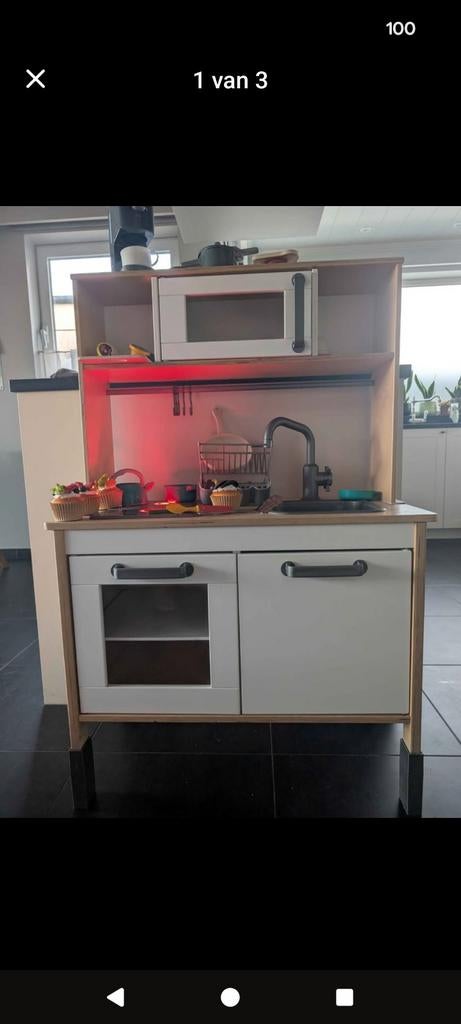 Keukentje met toebehoren en expresso machine, Ophalen