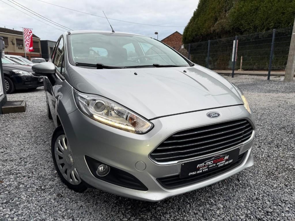 Ford Fiesta 1.5 TDCi/ 1st Main/Euro 6b/ CT OK+1 jaar garanti, Auto's, Voorwielaandrijving, Stof, 4 cilinders, https://public.car-pass.be/vhr/4c8b7d4e-4c42-4a2e-a811-9254eb7552b7