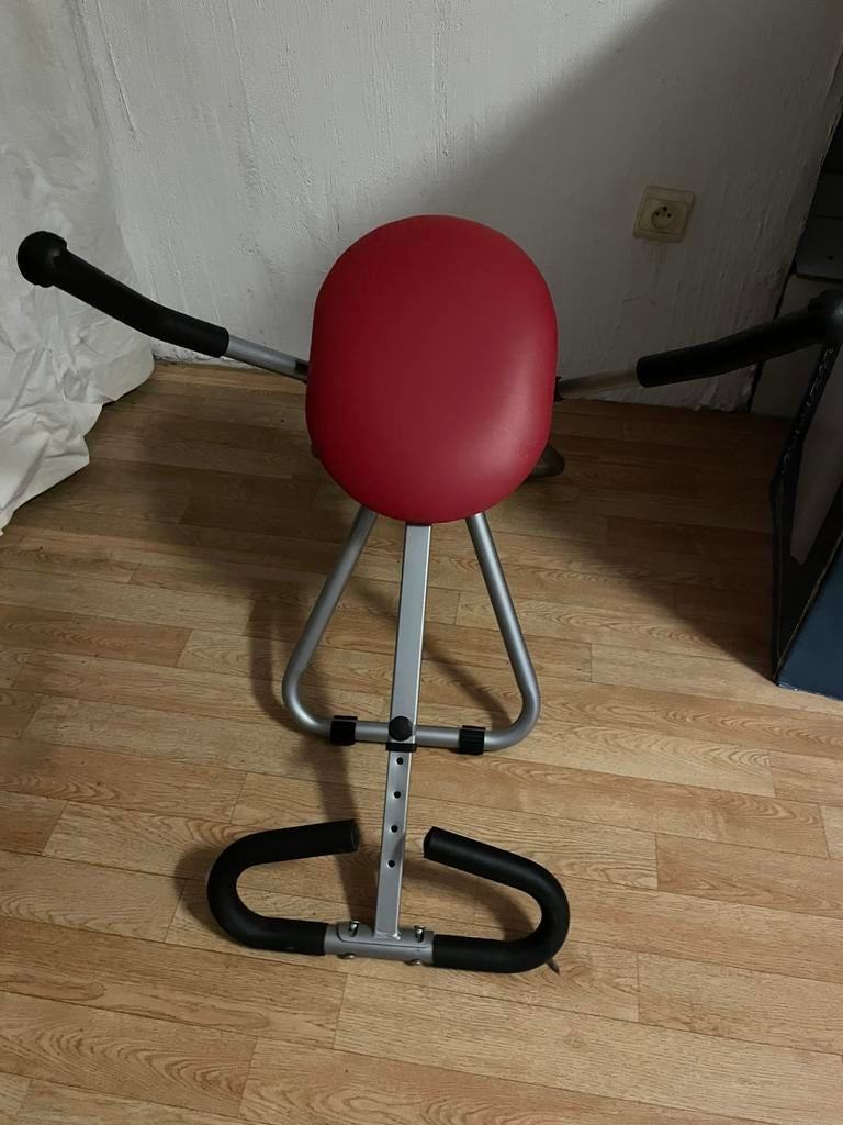 Toestel om buikspieren te trainen, Sport en Fitness, Fitnessmaterialen, Ophalen, Gebruikt