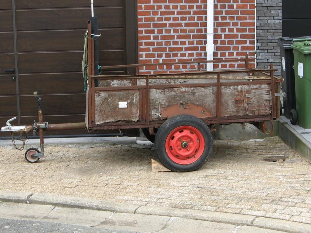 Aanhangwagen met werk, Enlèvement, Utilisé