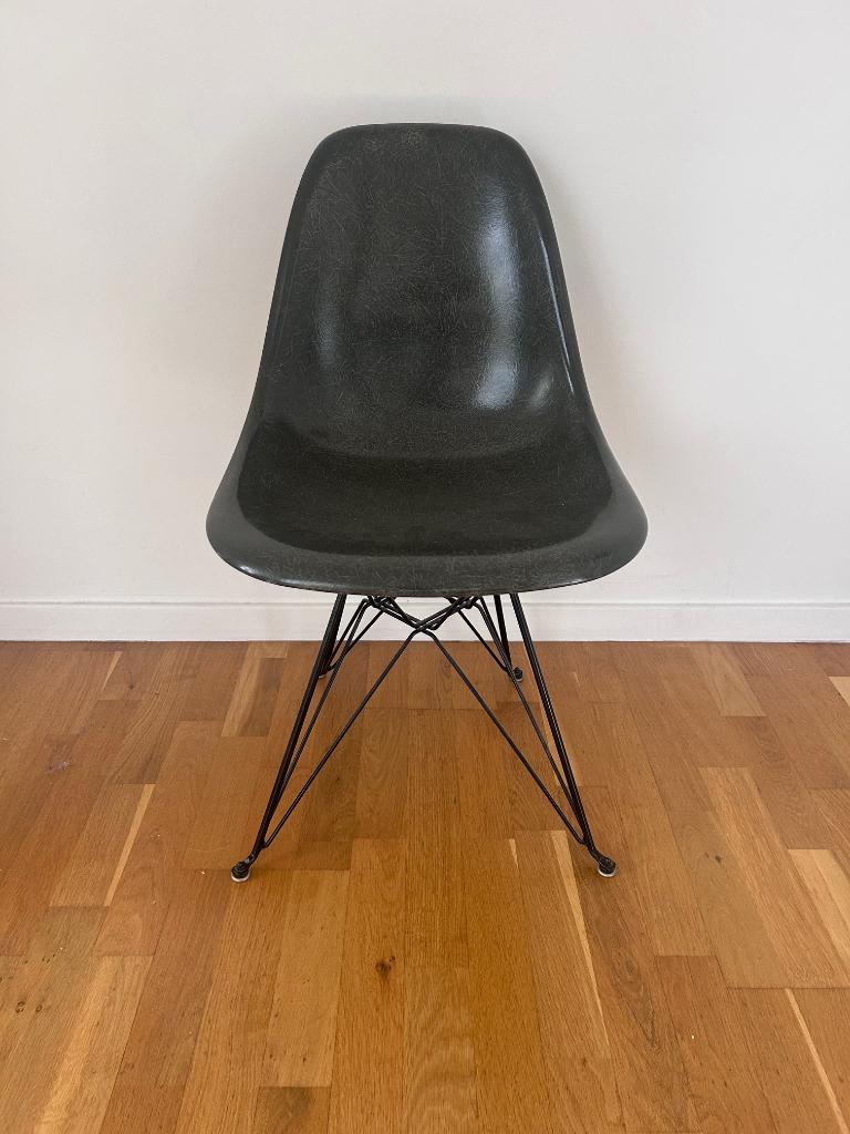 DSR Stoel, Eames ontwerp, Enlèvement, Utilisé, Synthétique