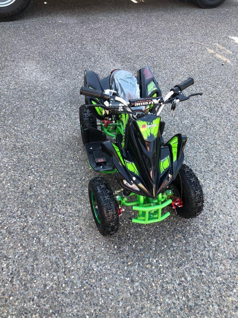electrische quad 1000 watt 36 volt instelb. snelheid sleutel, Motoren, Quads en Trikes, 11 kW of minder, Ophalen of Verzenden