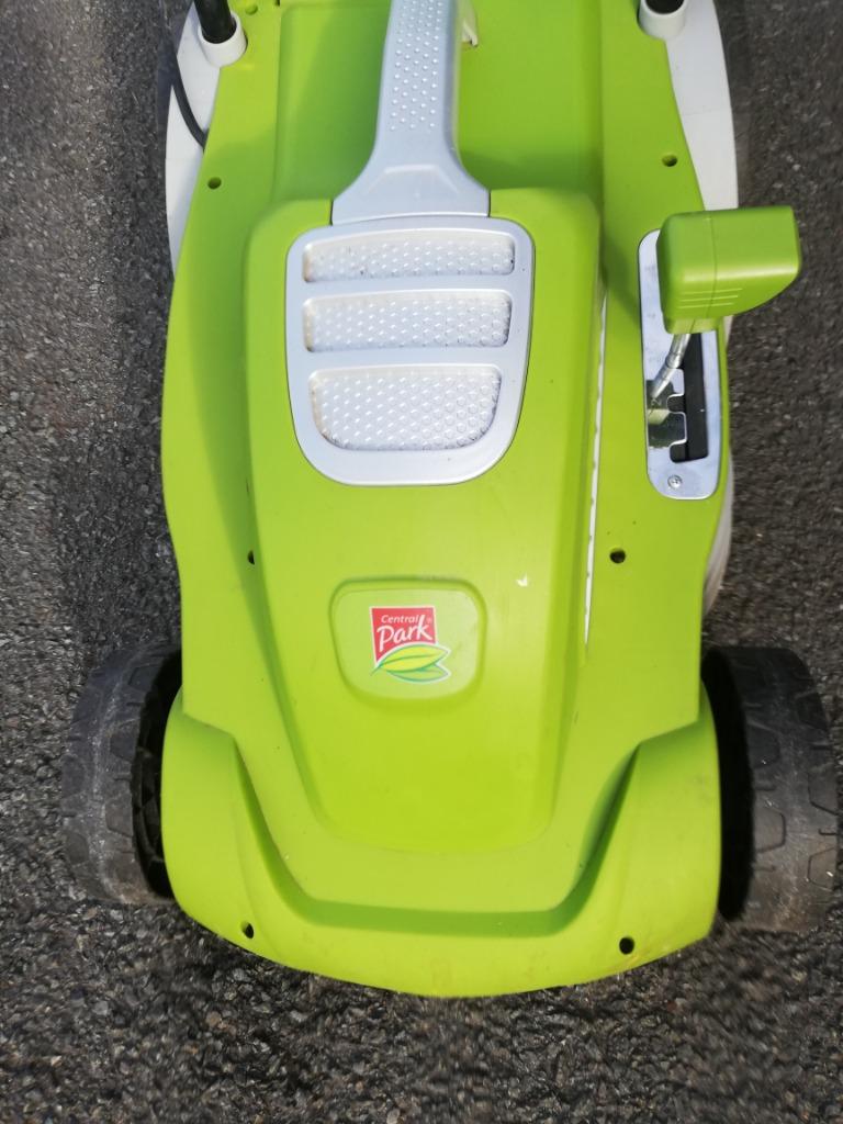 tondeuse à gazon, Cirkelmaaier, Versnellingen, Central Park, Elektrische grasmaaier