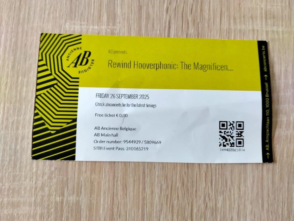 Ticket Hooverphonic: Magnificent Tree 25e verjaardag @AB, Ophalen, Gebruikt