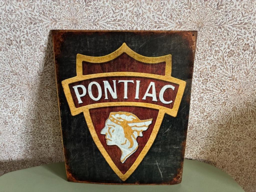 Plaque en métal léger avec logo Pontiac, Collections, Marques & Objets publicitaires, Enlèvement ou Envoi, Utilisé, Panneau publicitaire