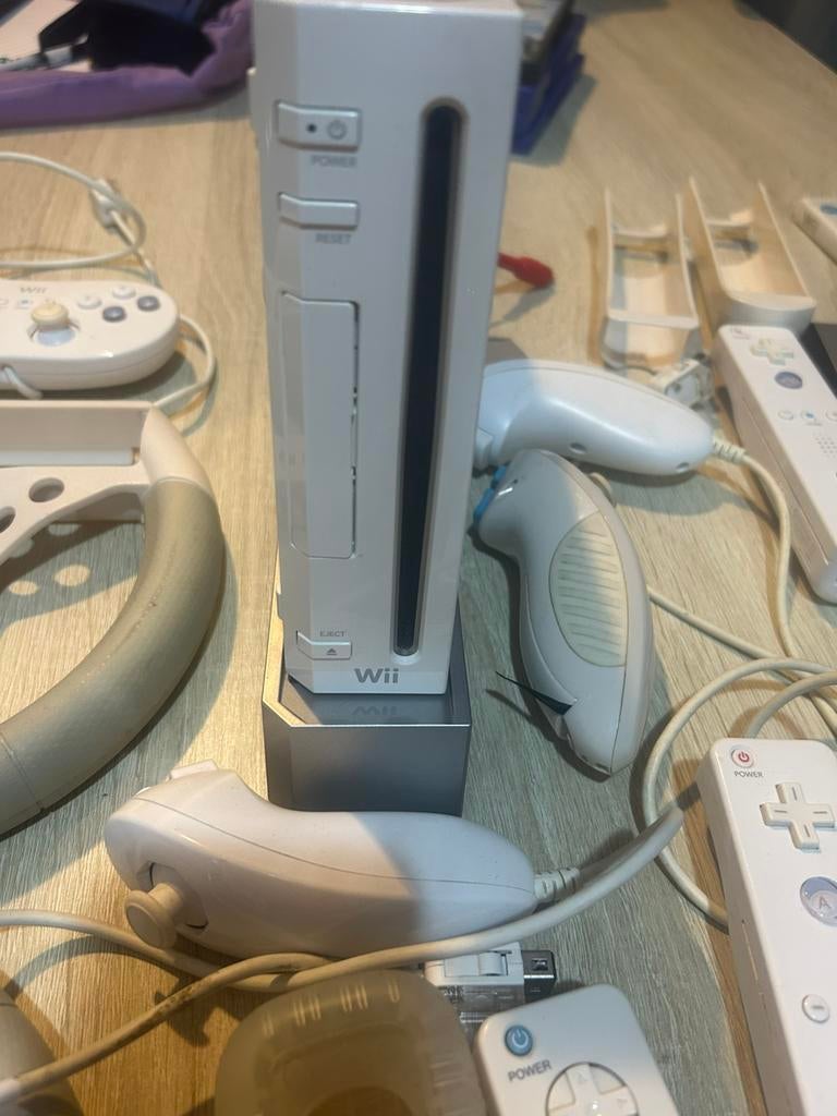 Lots de consoles et jeux et accessoires, Ophalen, Gebruikt