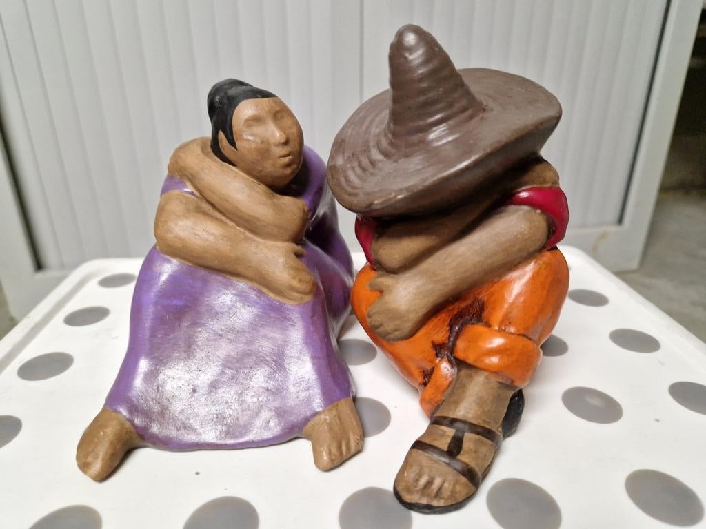 DEUX FIGURINES MEXICAINES D'HOMME ET DE FEMME, Enlèvement, Comme neuf
