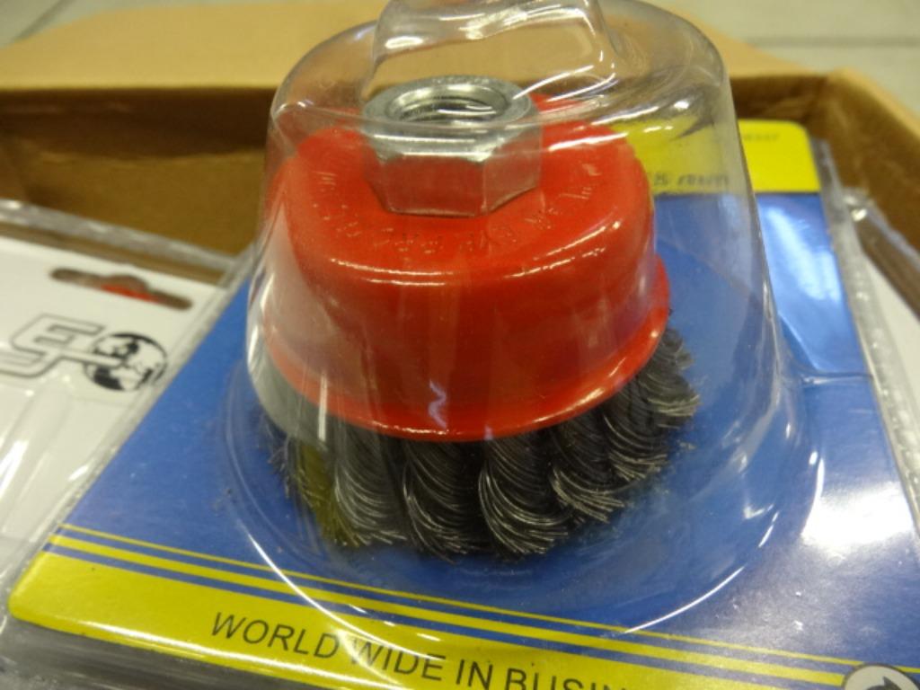 Brosse metal pour disqueuse, Enlèvement ou Envoi, Neuf, 700 à 1000 watts, Meuleuse d'angle