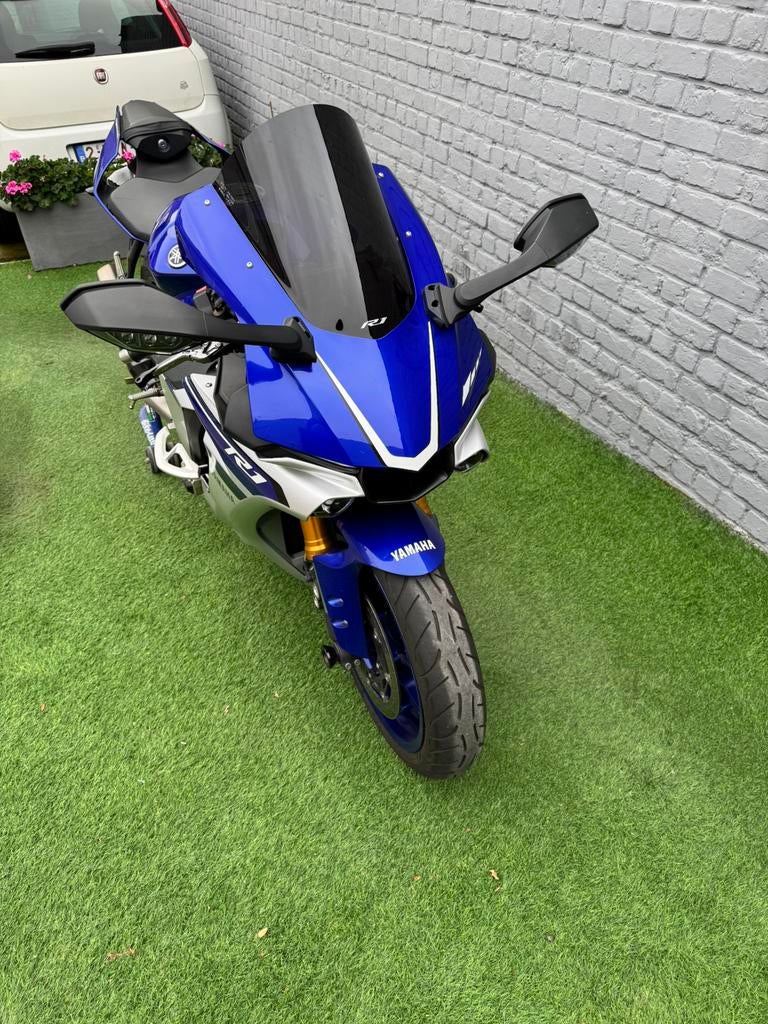 Yamaha R1, Motos, Permis Moto A, Plus de 35 kW, Contrôle de traction, Particulier