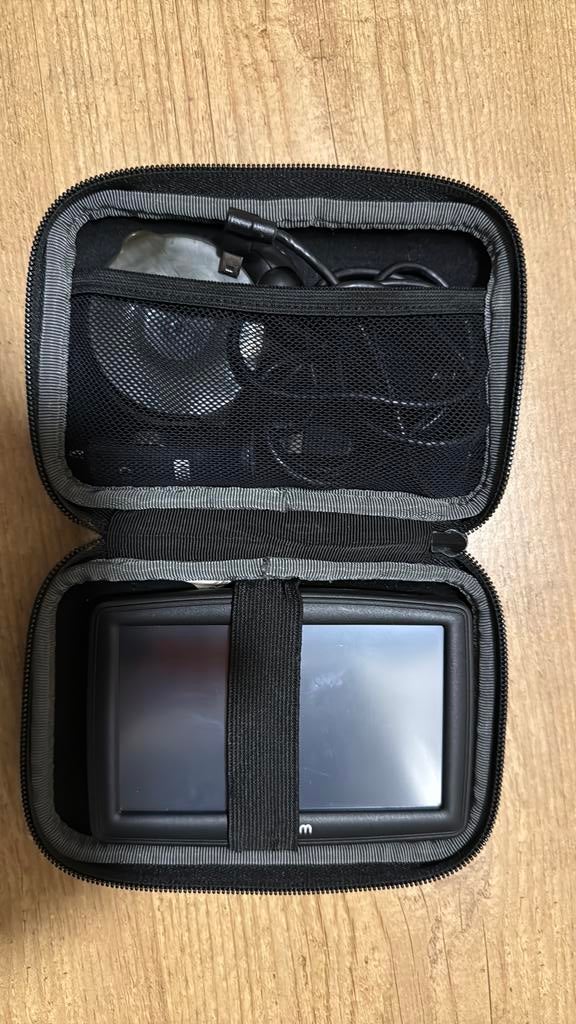 GPS TOMTOM XXL, Autos : Divers, Enlèvement, Comme neuf