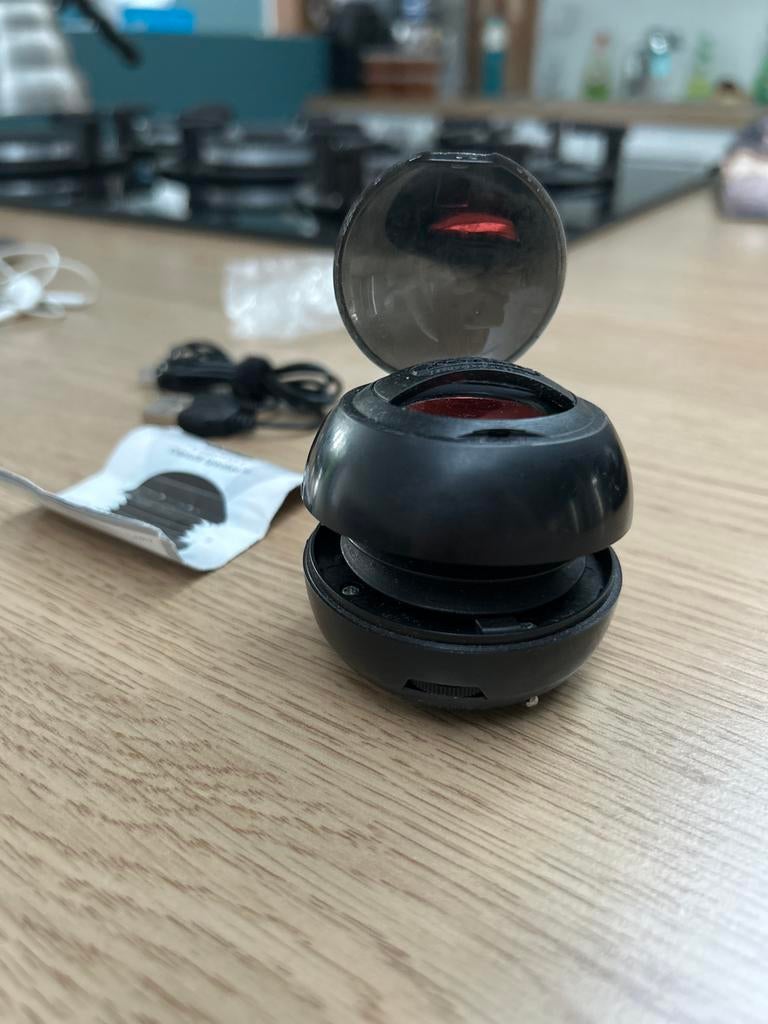X-mini v1.1 Capsule Speaker – compact, krachtig geluid, Audio, Tv en Foto, Luidsprekerboxen, Overige merken, Gebruikt, Overige typen
