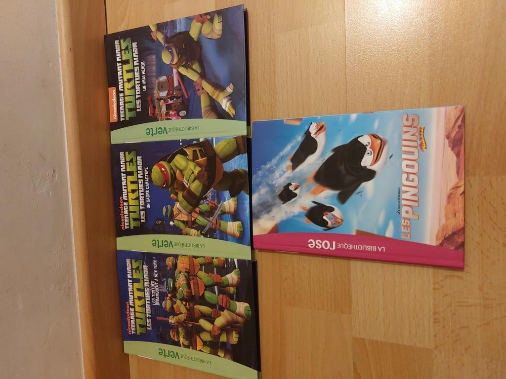 Livres bibliothèques verte et rose, Ophalen, Zo goed als nieuw
