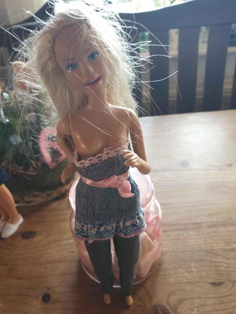 Vintage barbie s, Verzamelen, Ophalen of Verzenden, Zo goed als nieuw