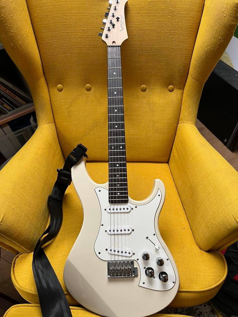 Line 6 Variax Standard Wit, Muziek en Instrumenten, Ophalen, Gebruikt, Solid body, Overige merken