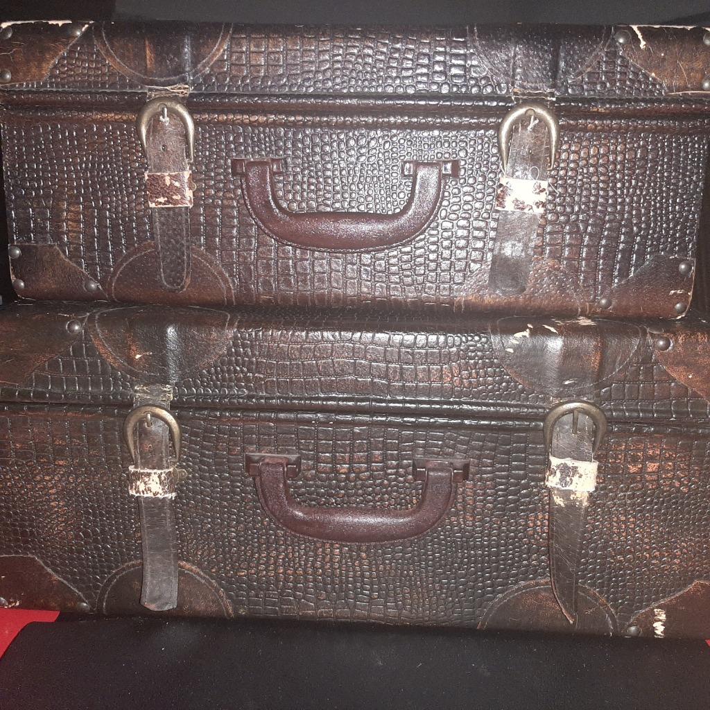 Decoratieve koffers ( 2 stuks), Ophalen, Overige materialen, Minder dan 50 cm, Gebruikt