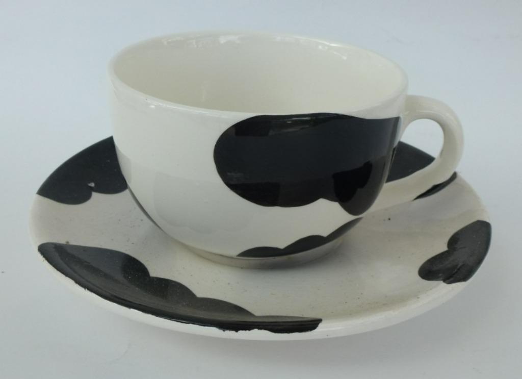 Sac et soucoupe imprimé vache, Enlèvement ou Envoi, Neuf, Autres matériaux, Tasse(s) et/ou soucoupe(s)