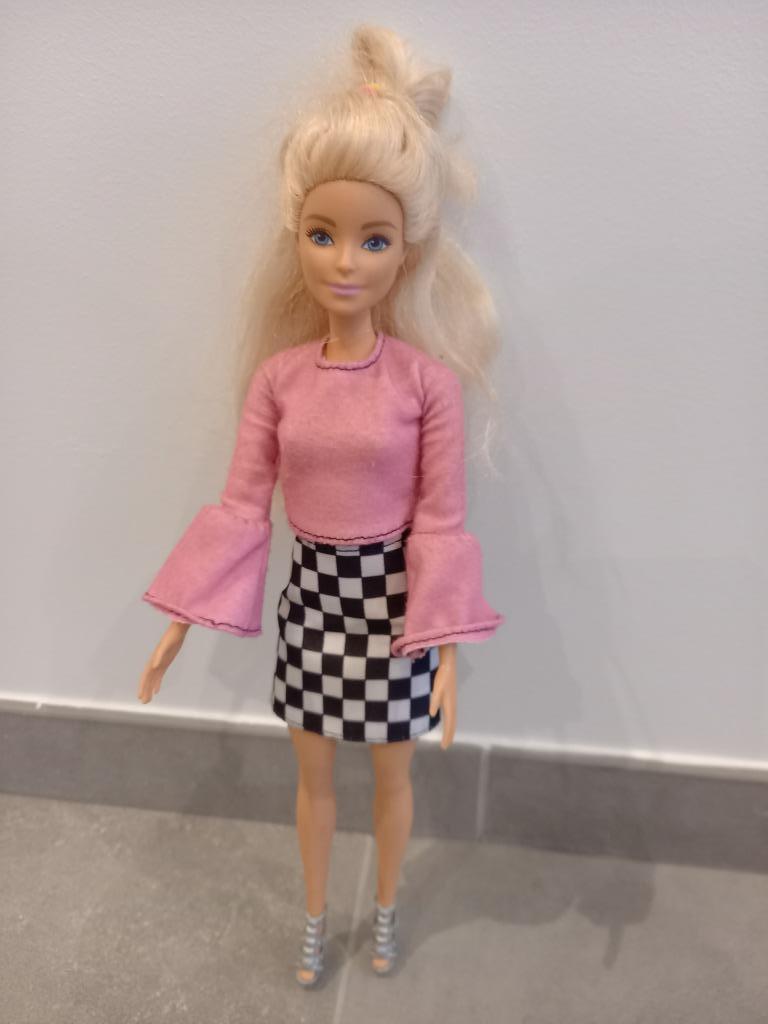 5 barbiepoppen, Ophalen of Verzenden