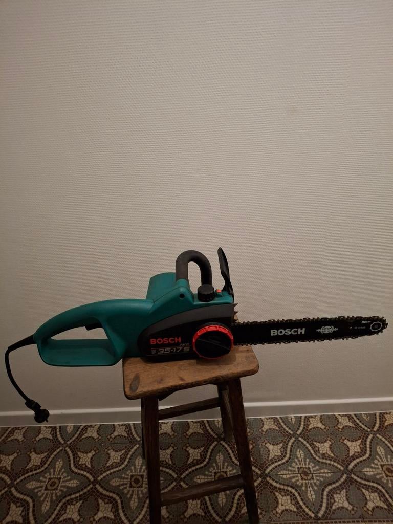 Scie à chaîne Bosch 1700W, Enlèvement, Tronçonneuse