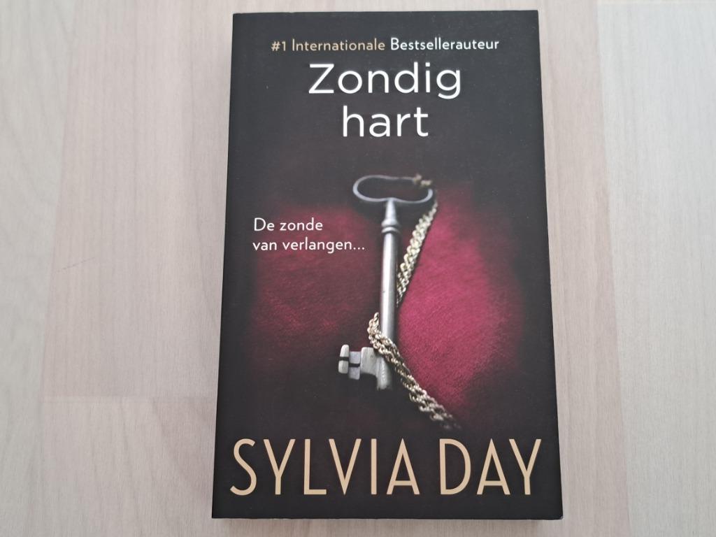 Zondig hart (Sylvia Day), Boeken, Ophalen of Verzenden, Zo goed als nieuw