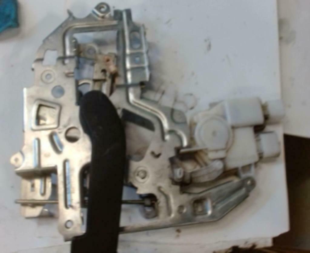 Serrure de porte arrière Renault Master 3 8200766888, Enlèvement ou Envoi, Utilisé, Renault