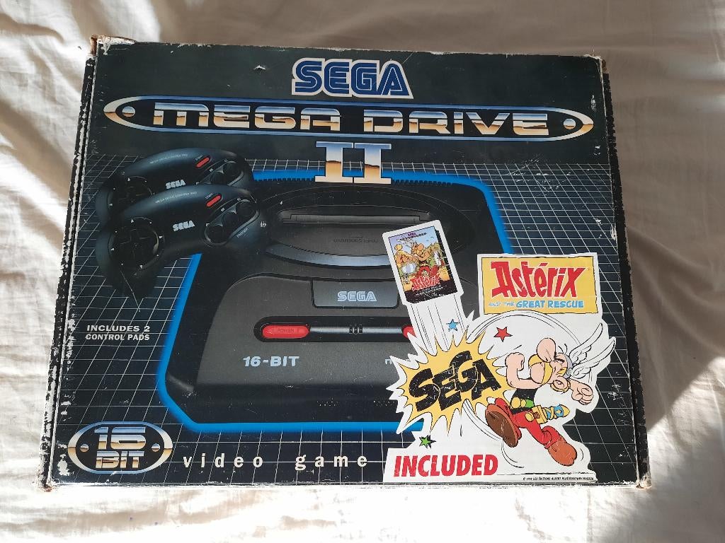 Sega mega drive boxed console Asterix, Games en Spelcomputers, Spelcomputers | Sega, Ophalen of Verzenden, Mega Drive