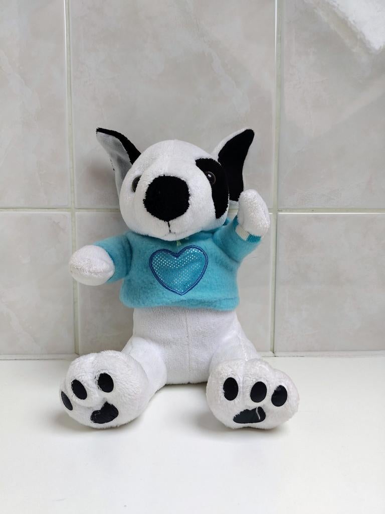 Petit chien en peluche avec pull., Enlèvement ou Envoi, Utilisé, Chien