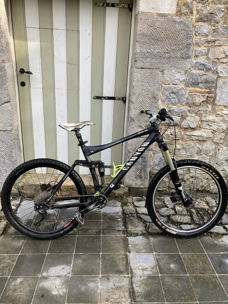 VTT enduro Canyon Nerve 26" M, Fietsen en Brommers, Minder dan 10 versnellingen, Gebruikt, 53 tot 57 cm, Ophalen