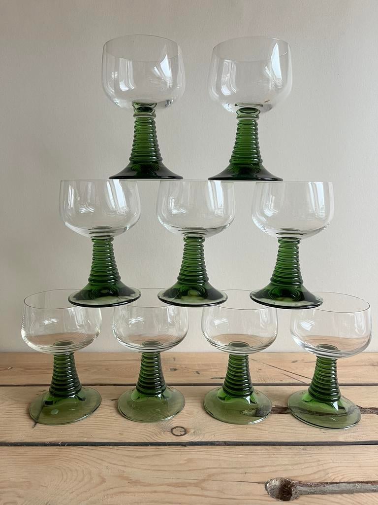 9 verres à vin Roemer vintage sur pied vert, Enlèvement ou Envoi