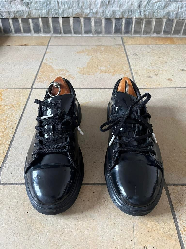 Derby Dr Martens, Ophalen of Verzenden, Zo goed als nieuw, Zwart