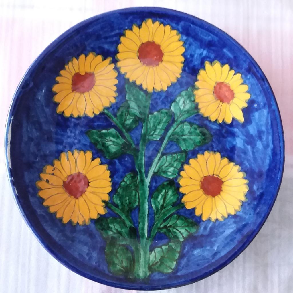 Grand plat artisanal en terre cuite, signé, 40 cm., Enlèvement ou Envoi