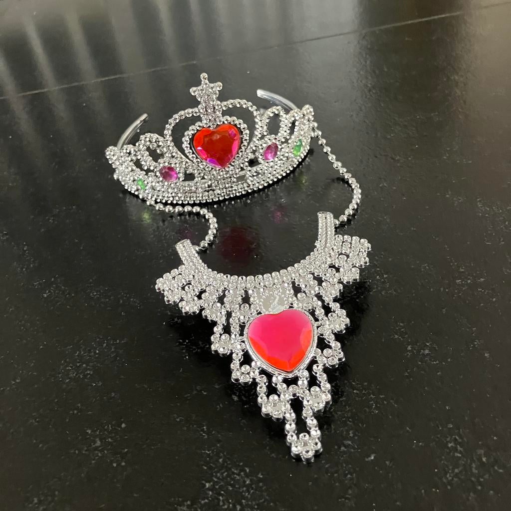 Tiara en halsketting - plastic, Ophalen, Gebruikt