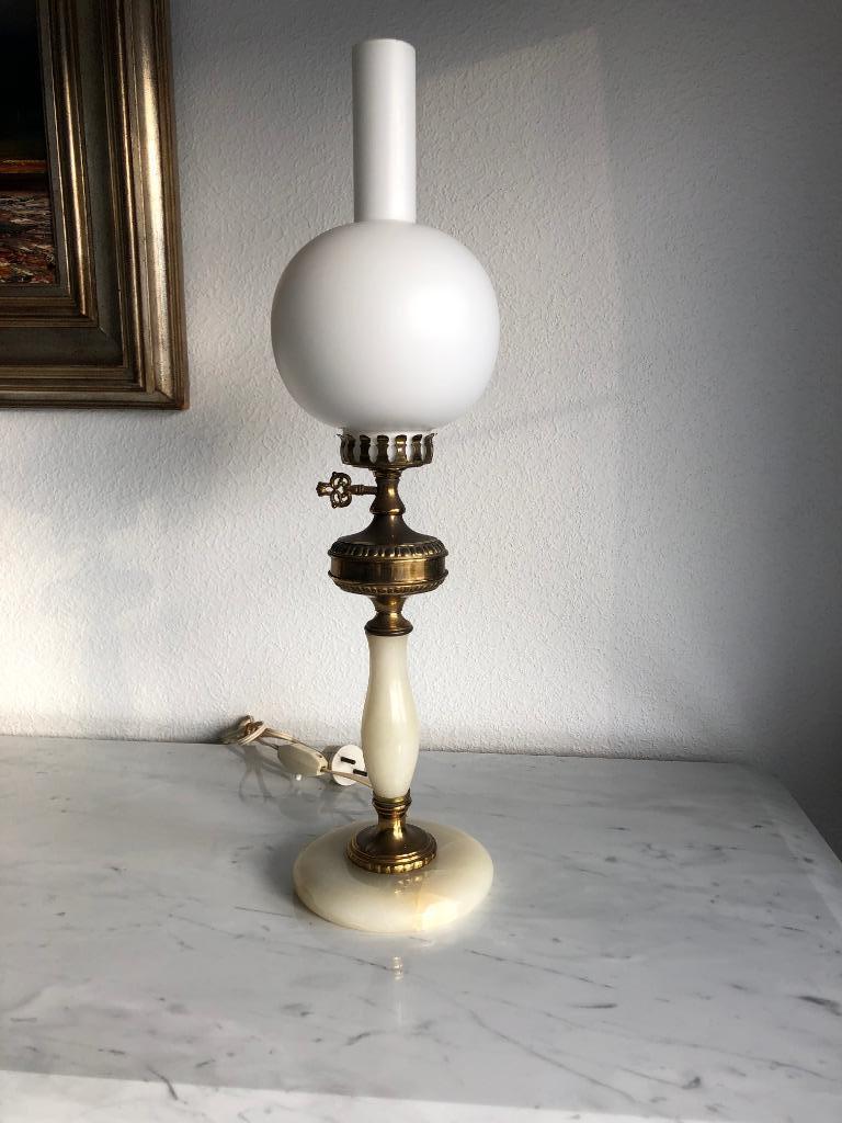 Tafellamp, Enlèvement, Verre